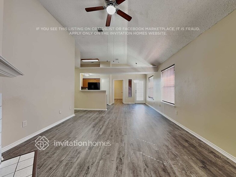 Building Photo - 6736 Driffield Cir E