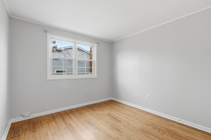 Building Photo - 752 Ticonderoga Ave