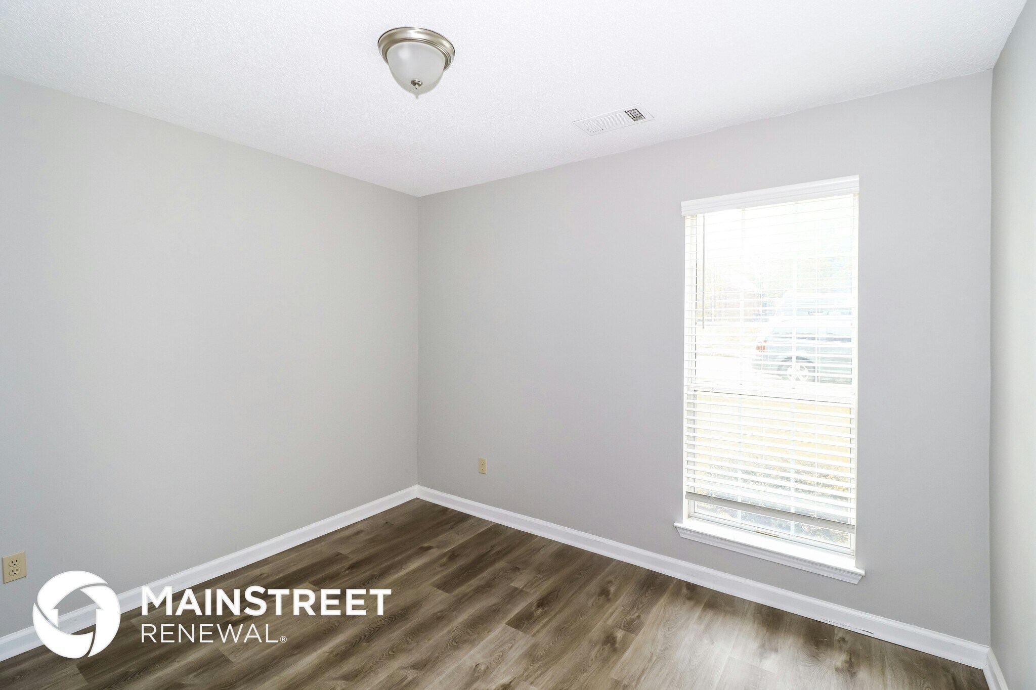 Building Photo - 3761 Clarion Dr