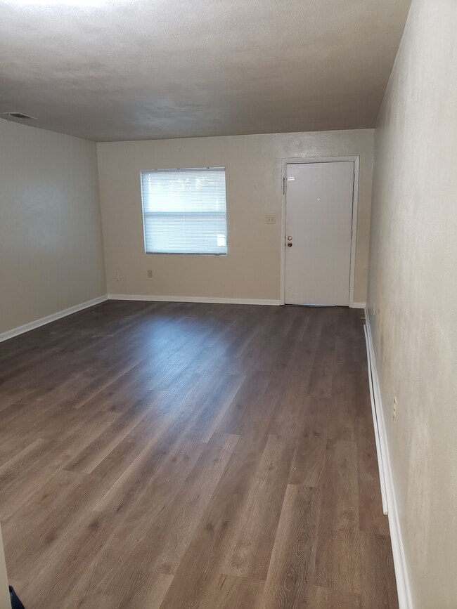 Building Photo - 3824 Duplex A