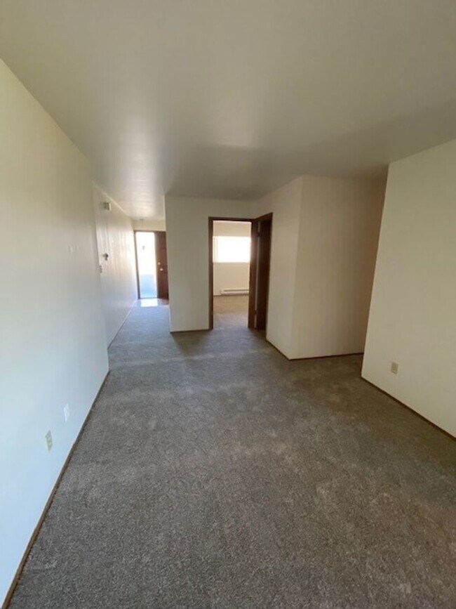 Interior Photo - Lakeview Apartments