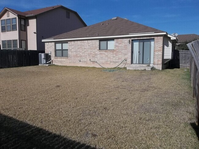 Building Photo - 3 BEDROOM, 2 BATH, BELTON ISD