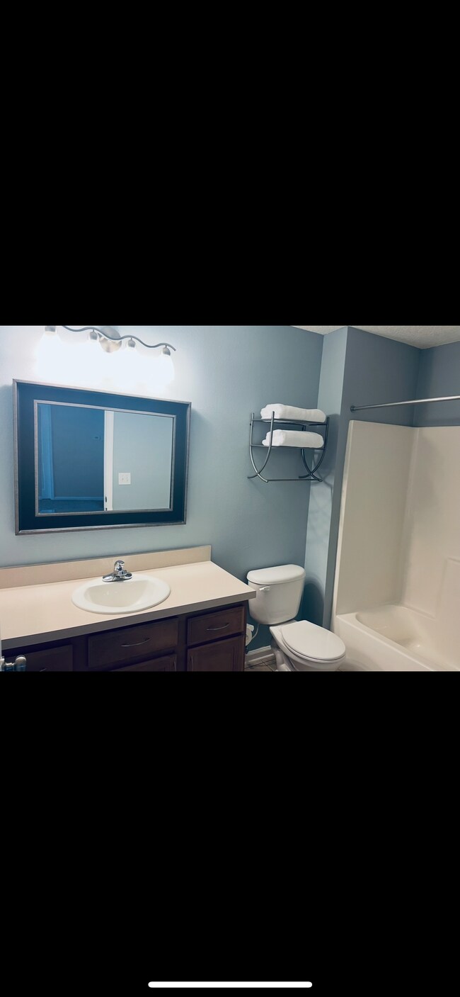 Building Photo - 7028 Deer Lodge Cir