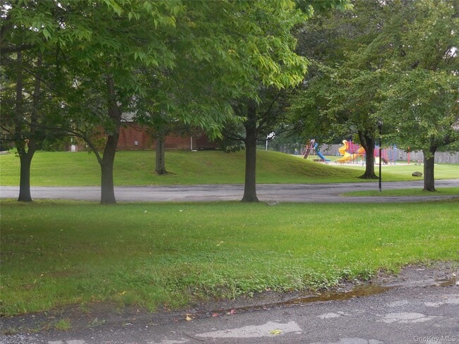 Building Photo - 3 Eisenhower Dr