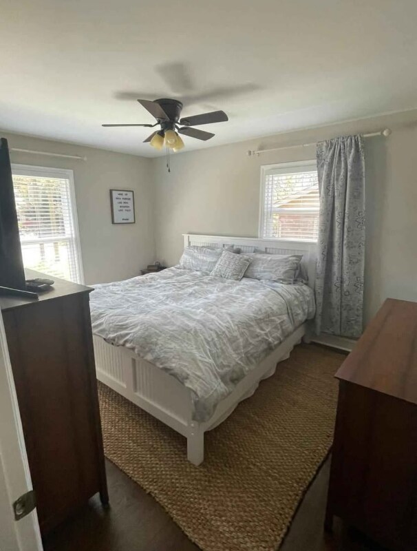 Building Photo - 1042 Interurban Ave