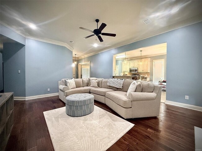 Building Photo - 5812 Lotus Cir