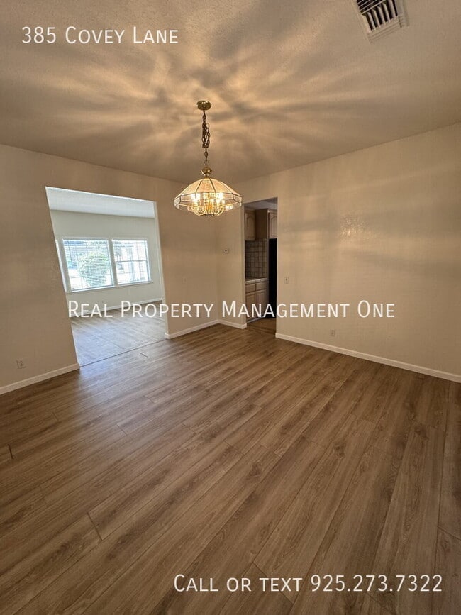 Building Photo - 385 Covey Ln
