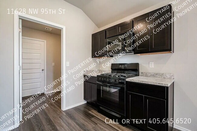 Building Photo - 11628 NW 95th St