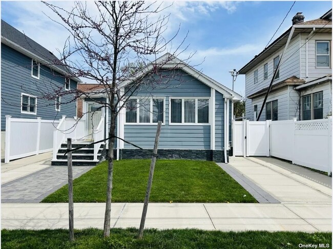 Primary Photo - 3-28 B 147 St