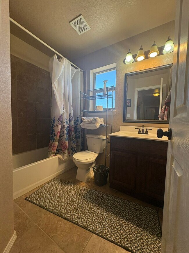 Building Photo - HOME FOR RENT IN ANTHONY TEXAS