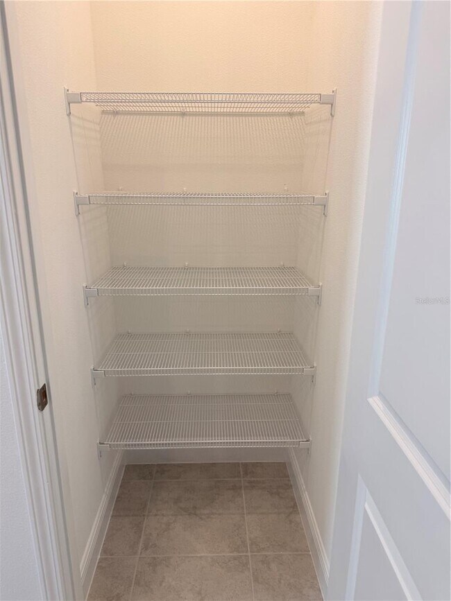 Building Photo - 10185 Soddy Aly