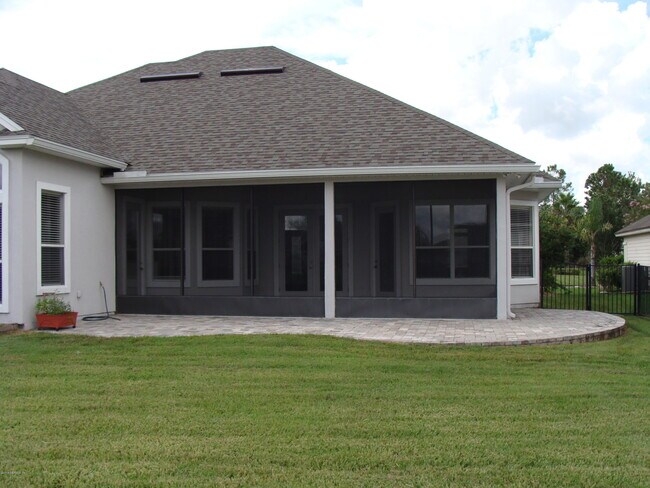 Building Photo - 2266 Cascadia Ct