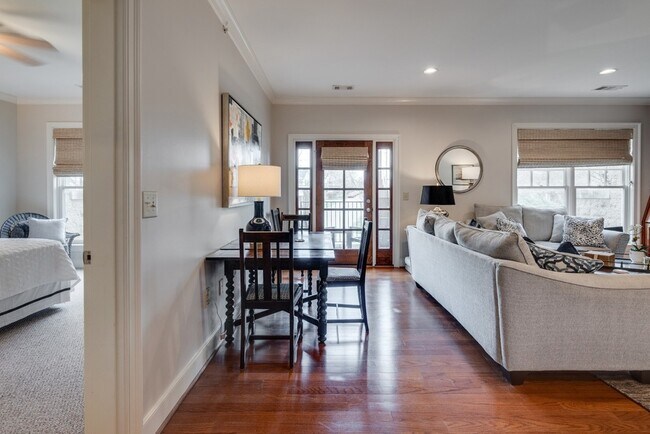 Building Photo - 3127 Long Blvd