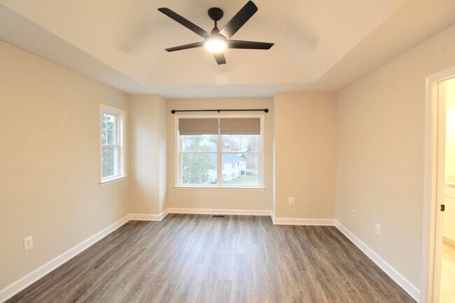 Building Photo - 1441 DERBY Dr