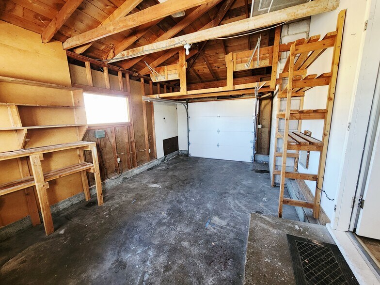 Building Photo - 85 Princeton Ave