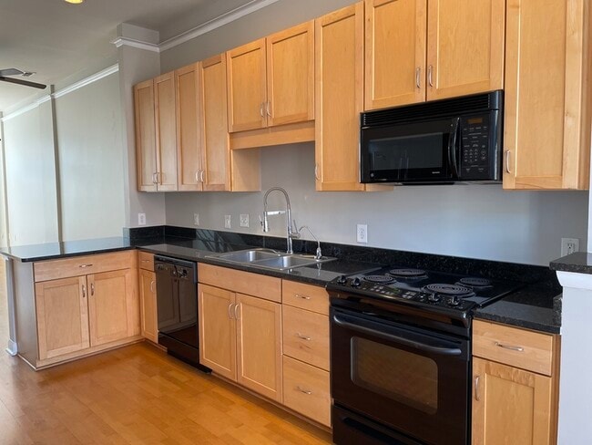 Building Photo - 566 New Bern Station Ct