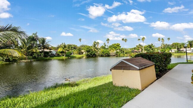 Building Photo - 11477 NW 39th Ct