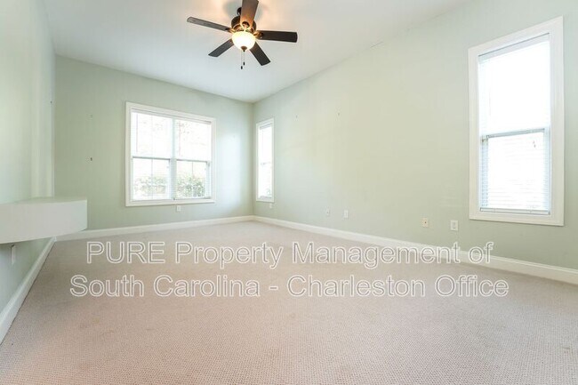 Building Photo - 7211 Indigo Palms Way