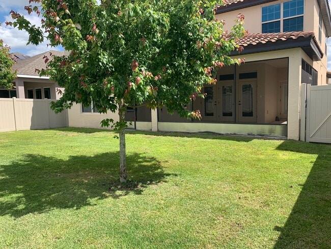 Building Photo - WINDERMERE TRAILS HOME  4 Bed 3.5 BATH