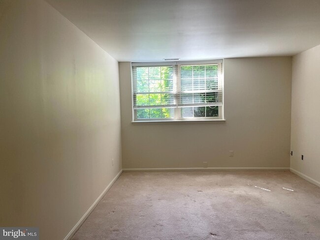 Building Photo - 12 Rain Flower Path