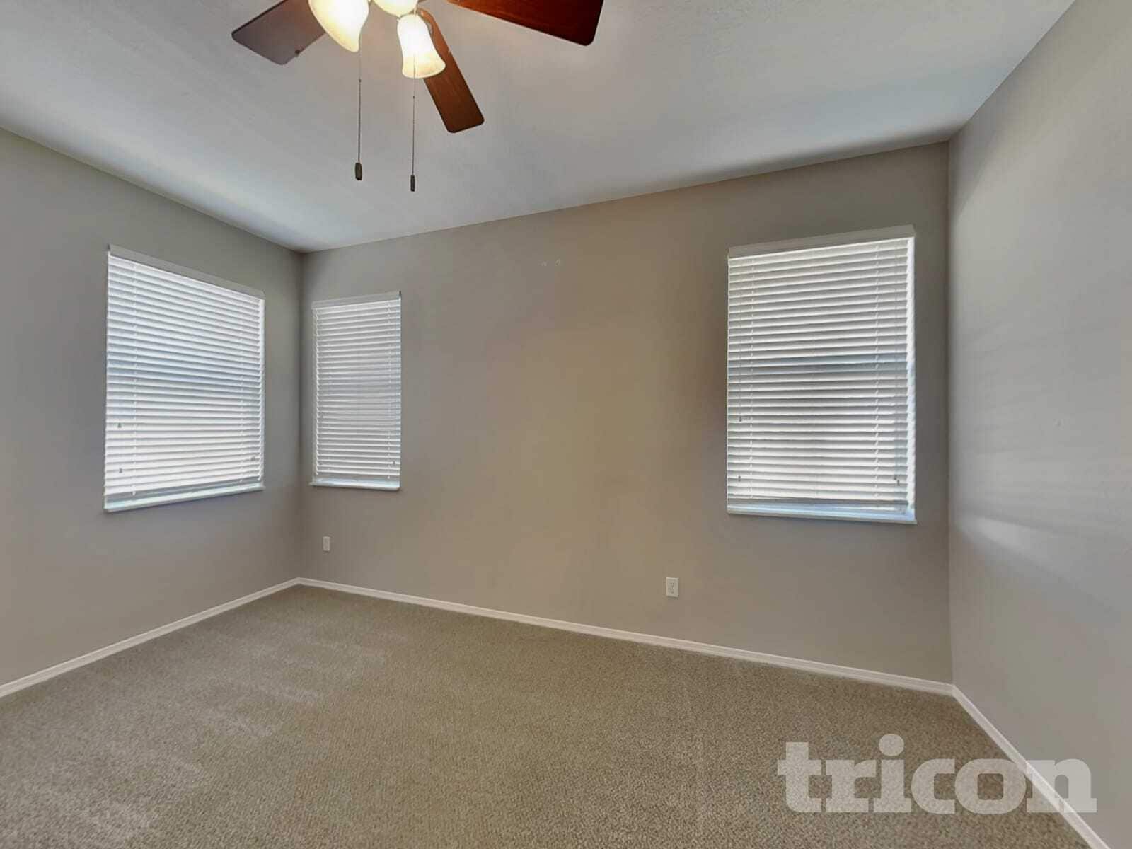 Building Photo - 3230 Ogden Dr