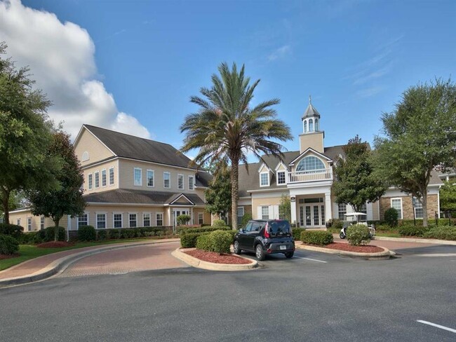 Primary Photo - 2801 Chancellorsville Dr