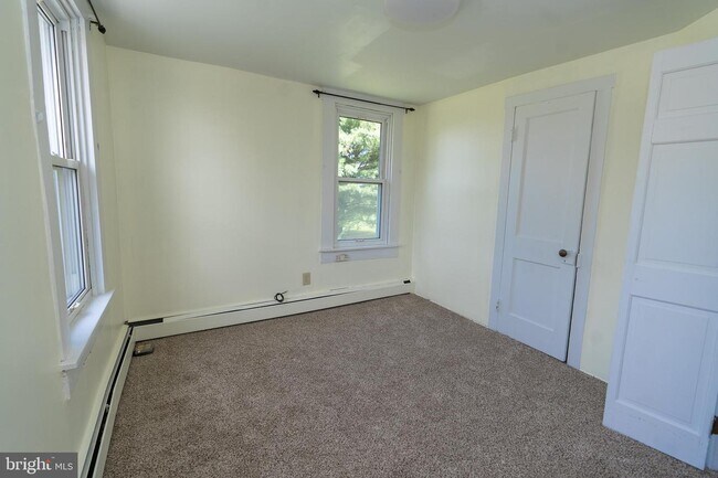 Building Photo - 4635-4637 Norrisville Rd