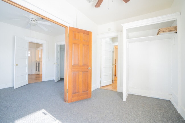 Building Photo - 1001 E Garfield St