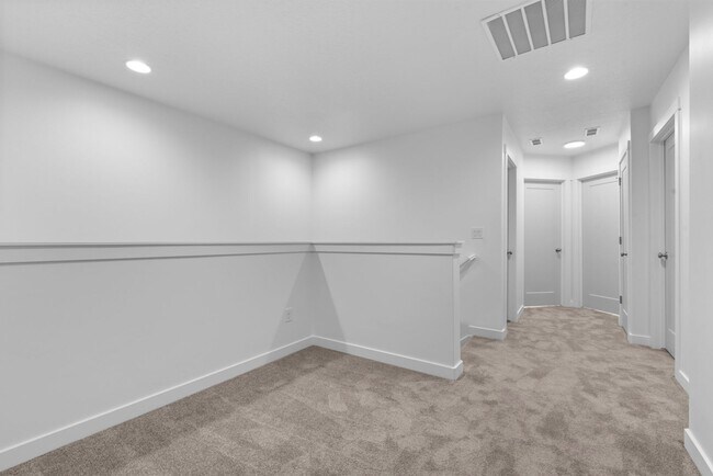 Building Photo - Dry Creek Highlands Towns - 6606