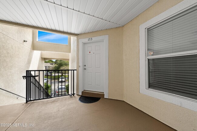 Primary Photo - 7920 Merrill Rd