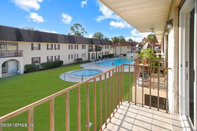 Building Photo - 1738 El Prado Rd