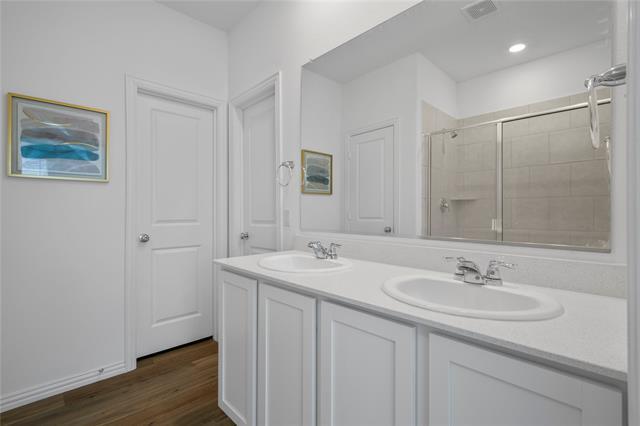 Building Photo - 3028 Howerton Dr