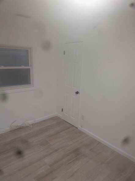 Building Photo - 3248 E 12th Ave