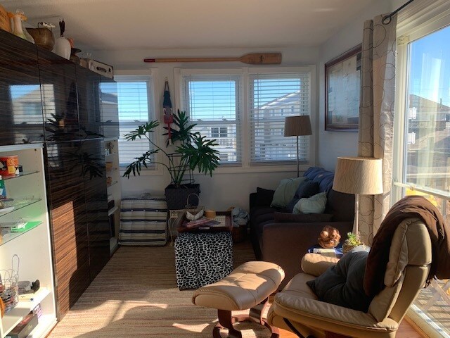 Living room with slight ocean view - 615 Ocean Blvd