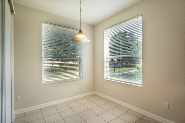 Building Photo - 2679 Metro Sevilla Dr