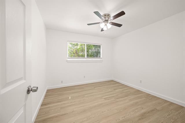Building Photo - 840 Edgehill Dr