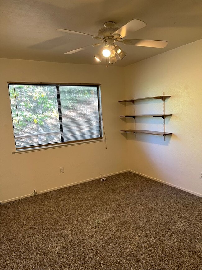 Building Photo - CHECK OUT THE VIEW!!!  Beautiful Home in t...