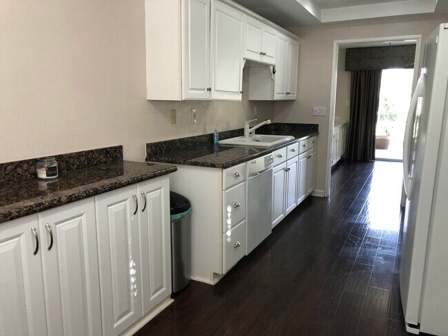 Building Photo - 12036 Caminito Campana