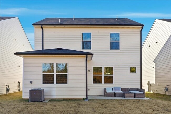 Building Photo - 265 Lauritsen Way