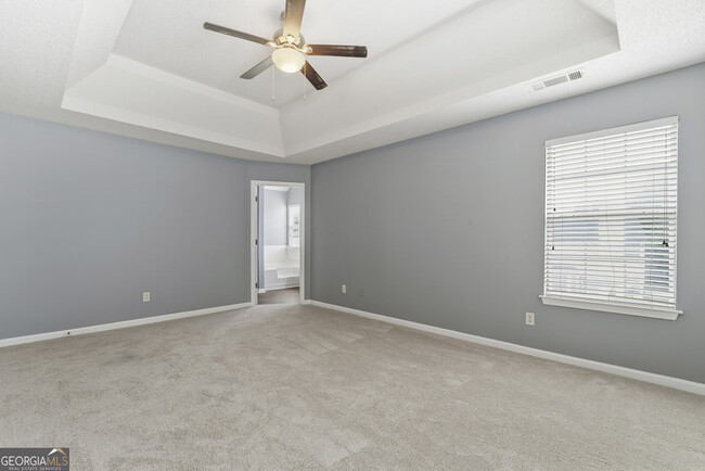 Building Photo - 11925 Spring Lake Way