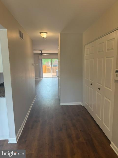 Building Photo - 110 Pin Oak Ct