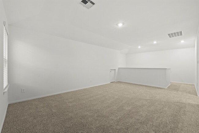 Building Photo - 6023 Ginevra Summers Dr