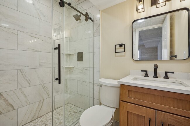 Building Photo - 11 Washington Ave