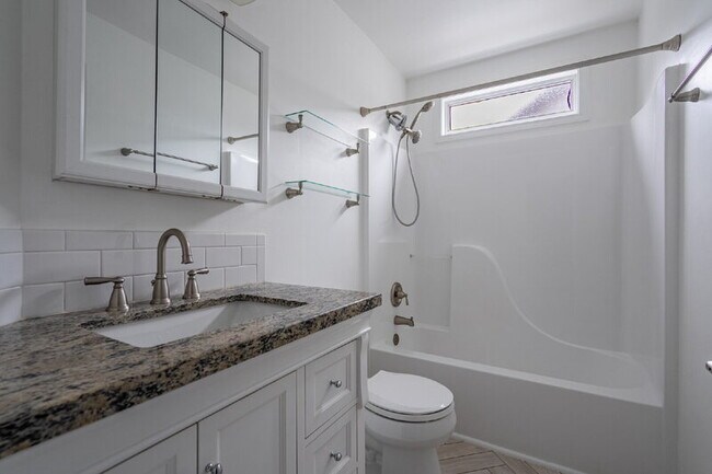 Building Photo - 1185 Arborhill Ln