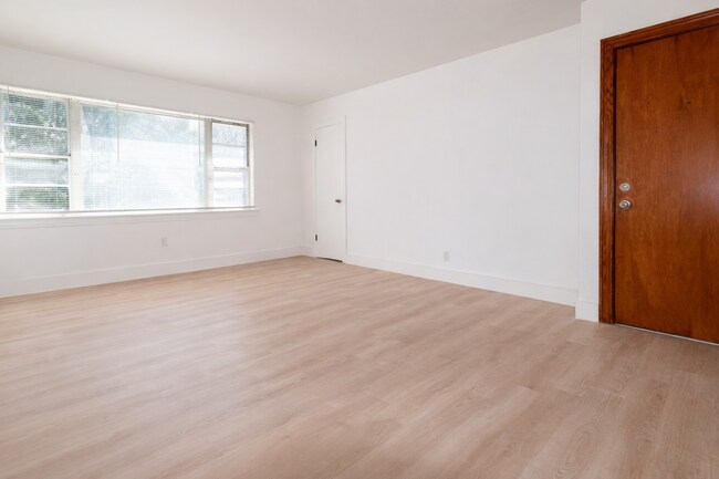 Building Photo - 4406 S 2nd St