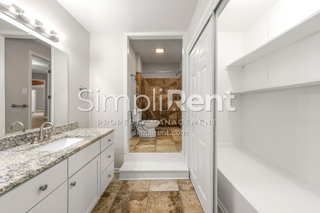 Building Photo - Charming 4 Bd / 2 Bath in College Park!