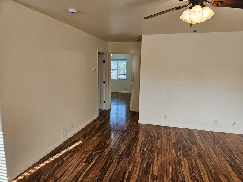 Building Photo - 1001 Stoddard Ave