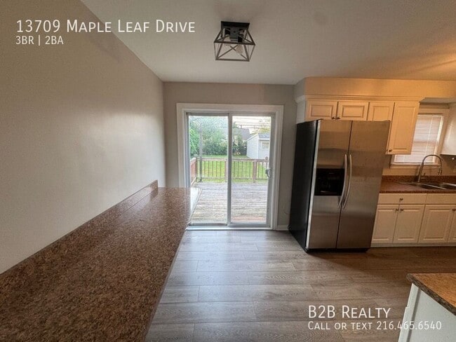 Building Photo - 13709 Maple Leaf Dr