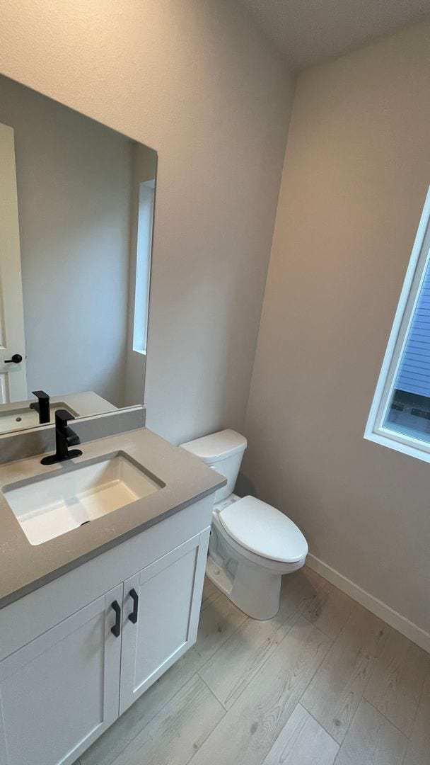 Building Photo - 3bd/3.5ba Shoreline Townhome