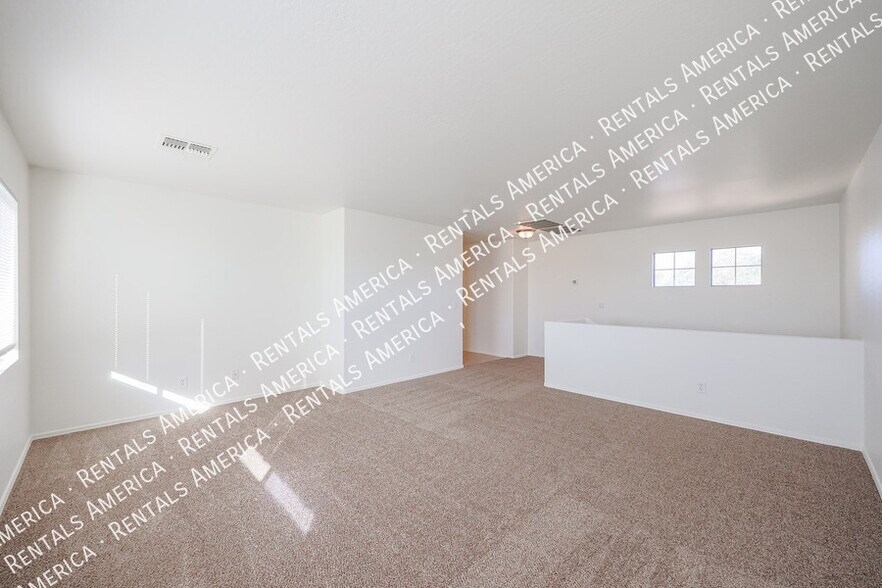 Building Photo - 17747 W Ventura St